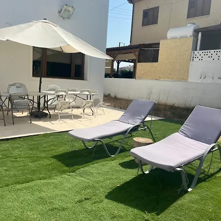 Tranquil Paradise Gazde/Camere de închiriat *